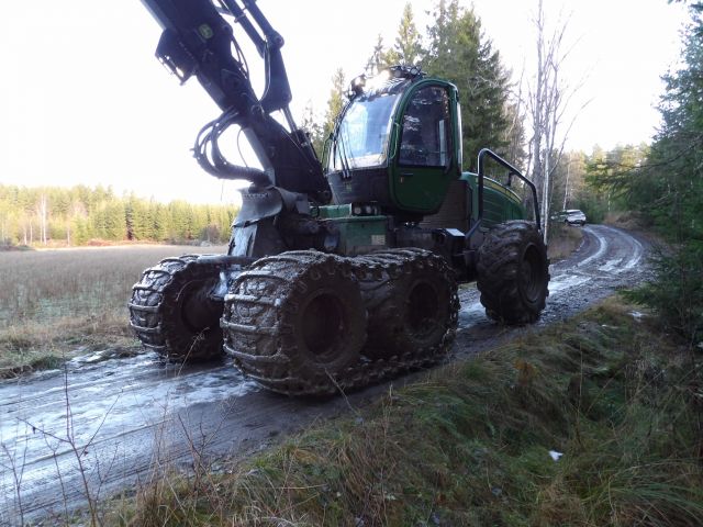 413141-5 John Deere 1170E -10