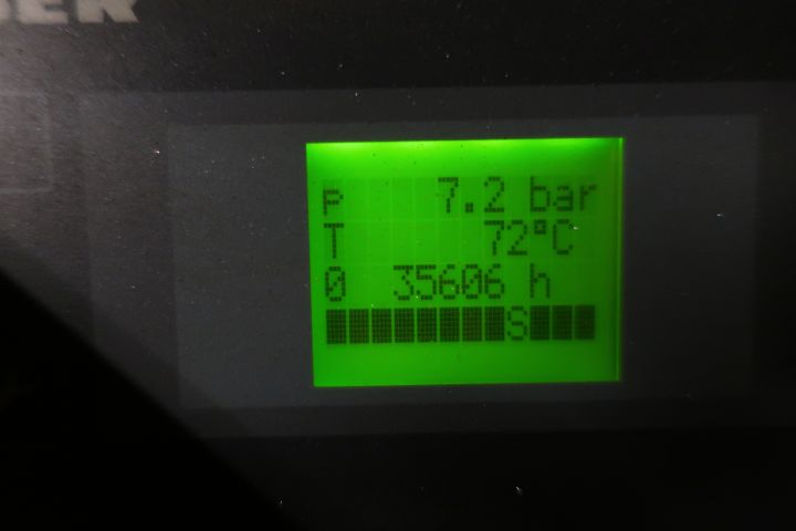 378523-3 KAESER Skruvkompressor Airtower 26 med tank