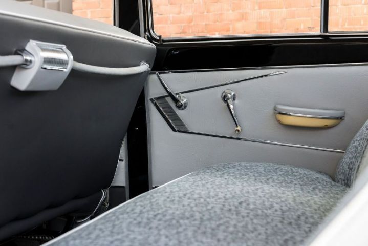 413217-14 GAZ 21 C VOLGA III series