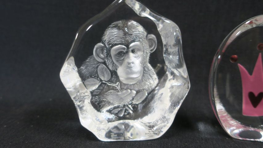 397310-4 Mats Jonasson Målerås Glasfigurer