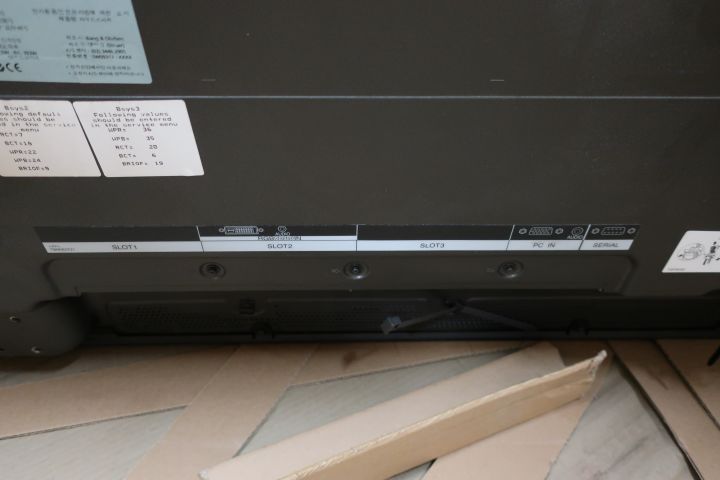 397127-7 2 pcs. BeoVision 4 - 50