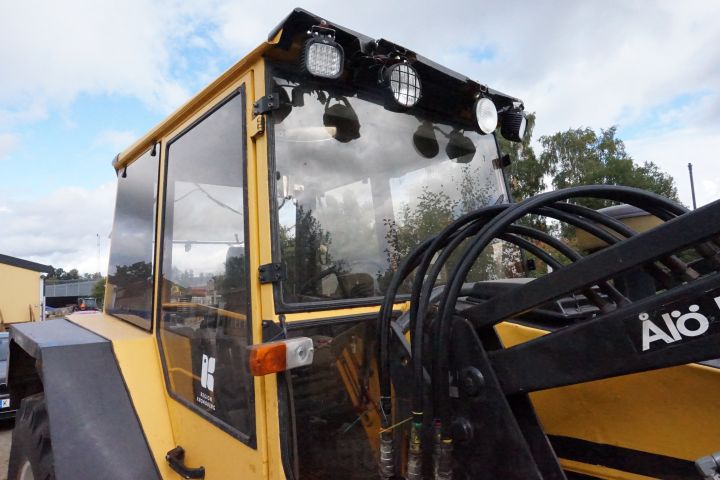 416130-28 Valmet 615 M