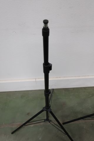 414911-4 2 st. Blixtstativ Elinchrom med tillbehör