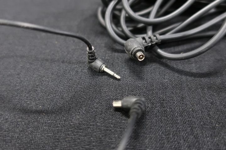 414911-9 2 st. Blixtstativ Elinchrom med tillbehör