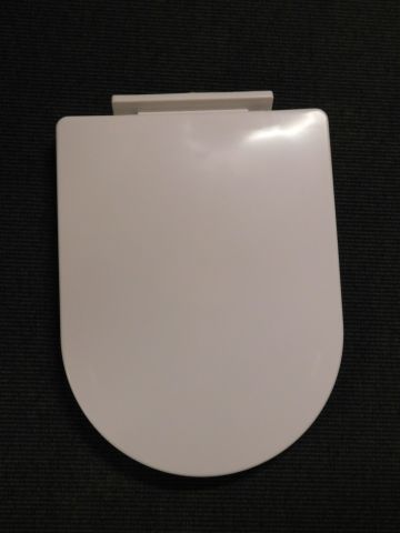416212-3 Toilet seat soft close 2 items New!