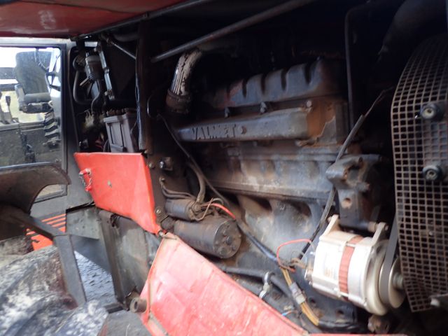 402628-47 VALMET 705 Jordbrukstraktor