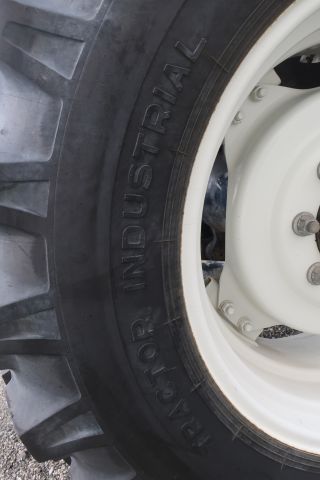 416324-28 VALMET 700-4WD 1999