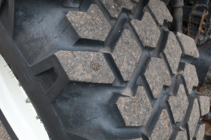 416324-34 VALMET 700-4WD 1999