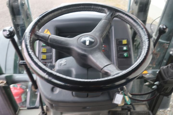 416324-47 VALMET 700-4WD 1999