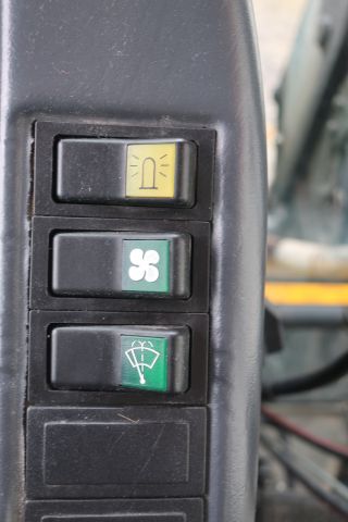 416324-51 VALMET 700-4WD 1999