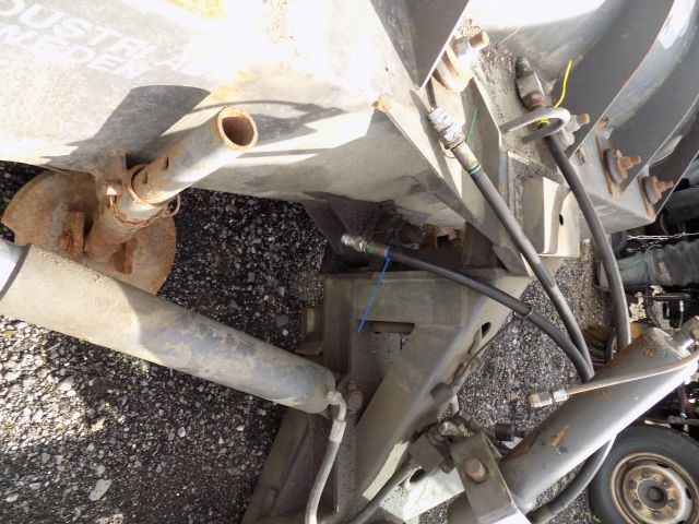 416324-68 VALMET 700-4WD 1999