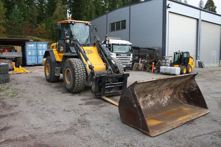 416362-3 JCB 426e HT
