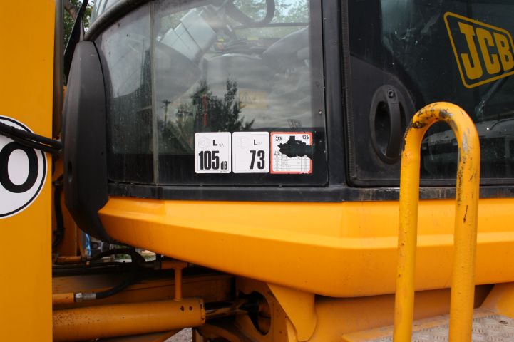 416362-11 JCB 426e HT