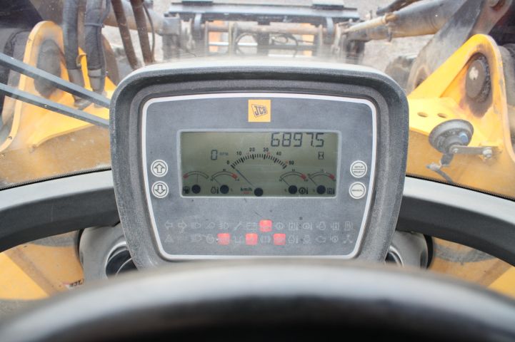 416362-15 JCB 426e HT