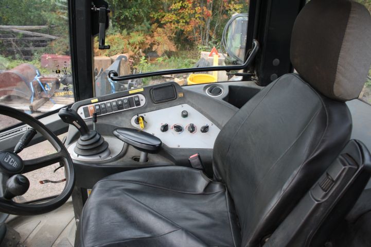 416362-17 JCB 426e HT