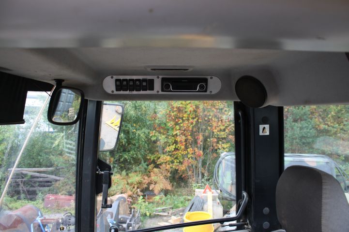 416362-18 JCB 426e HT