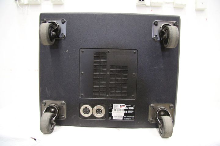 387229-4 Subwoofer  B4 d&b audiotechnik