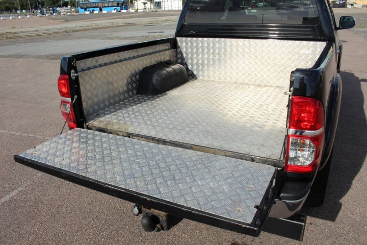 416660-16 Toyota Hilux 3.0 D-4D 4WD Double cab -2012 (Automat, 13506 mil, 171HK)
