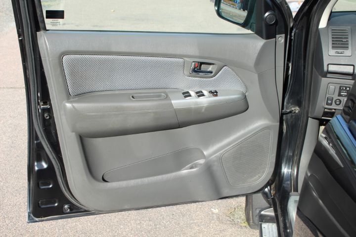 416660-17 Toyota Hilux 3.0 D-4D 4WD Double cab -2012 (Automat, 13506 mil, 171HK)