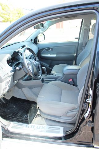 416660-19 Toyota Hilux 3.0 D-4D 4WD Double cab -2012 (Automat, 13506 mil, 171HK)