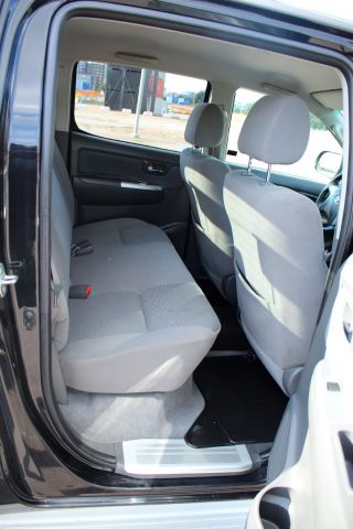 416660-30 Toyota Hilux 3.0 D-4D 4WD Double cab -2012 (Automat, 13506 mil, 171HK)