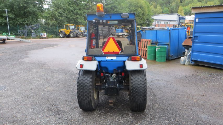 416723-5 Iseki TA530 traktor