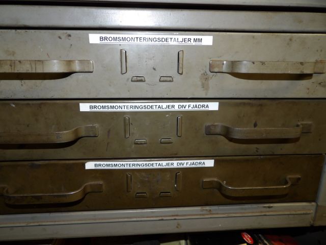 413235-3 Lots of carparts for Volkswagen etc.