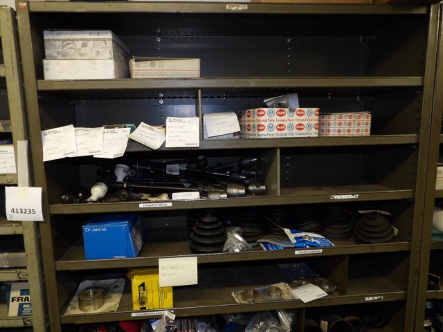 413235-16 Lots of carparts for Volkswagen etc.