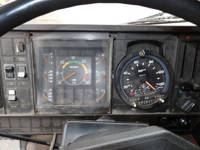 416864-9 SCANIA G82 M 4X2 54 -83 LEW800