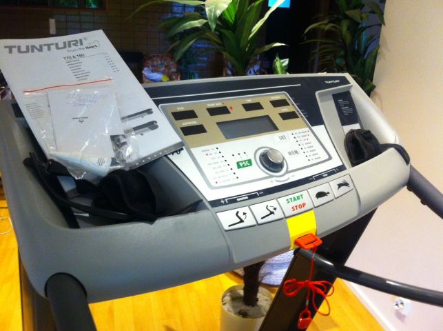 416868-5 Tunturi T70 Treadmill