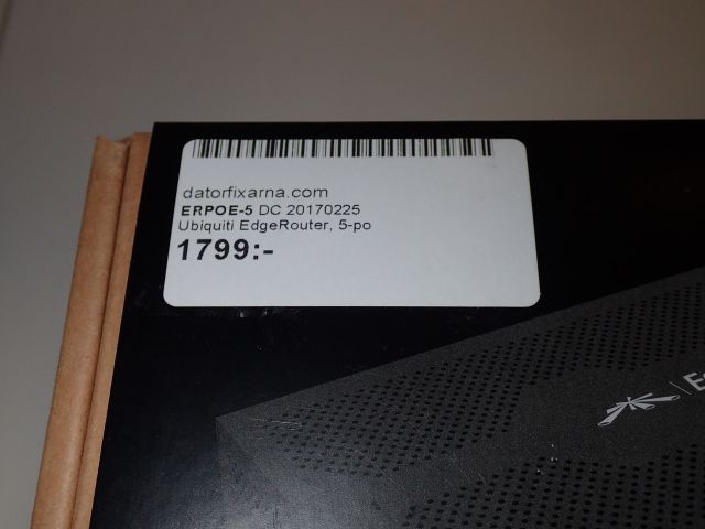 400377-2 NEW Edgerouter Ubiquiti ERPOE-5