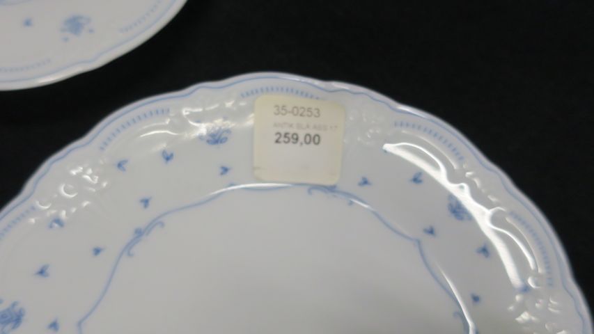397431-19 Blandat porslin