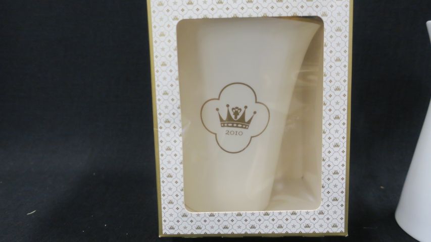 397438-13 Blandat porslin