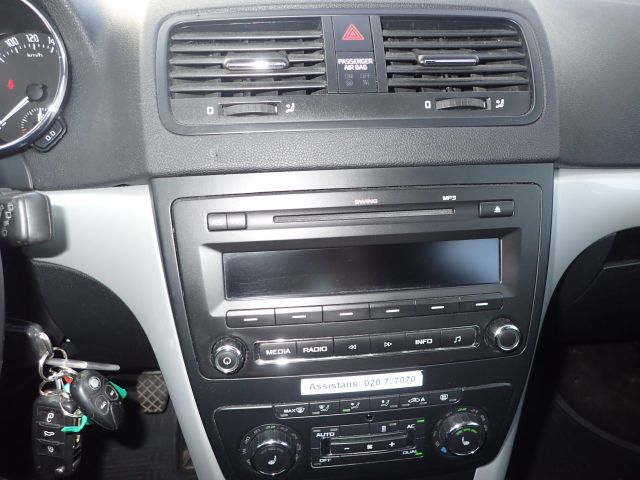 399867-51 Skoda Yeti 4x4 -12 Reg No: EGL 530