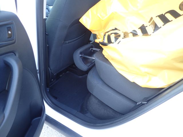 399867-70 Skoda Yeti 4x4 -12 Reg No: EGL 530