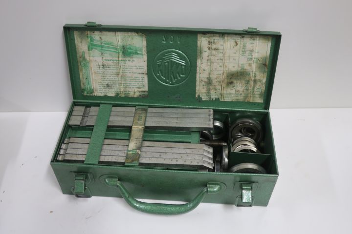 409033-1 Bearing puller Kukko 70A