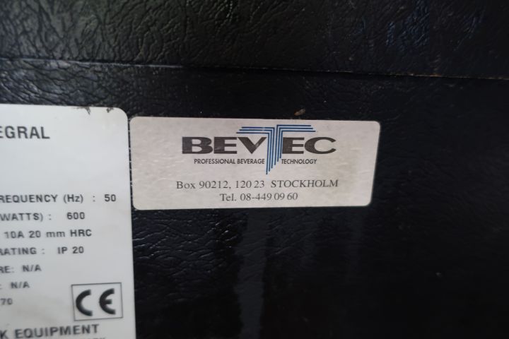 414991-5 Drinks machine Whitlenge Hi Cool 10 EF