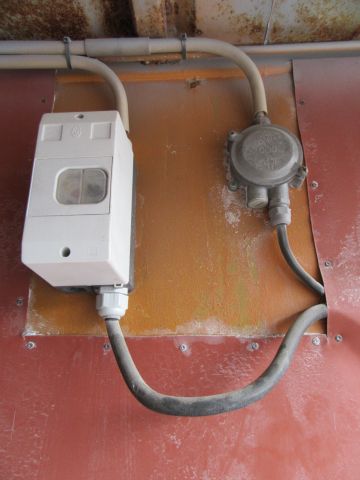 379712-15 Container / blästercontainer