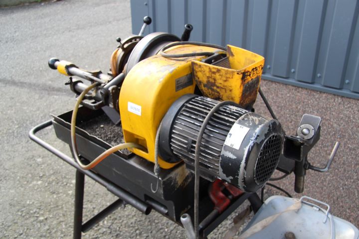 387974-3 Rörgängmaskin REMS Gigant 4010