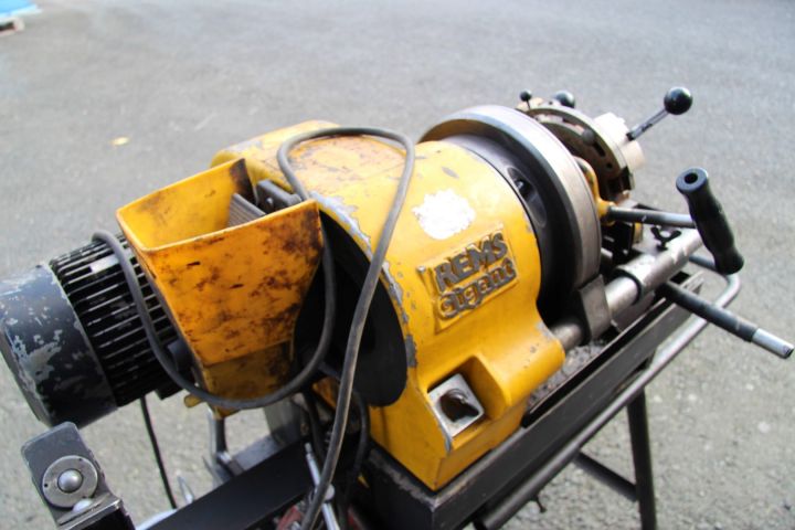 387974-4 Rörgängmaskin REMS Gigant 4010