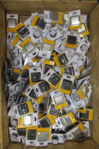 409051-1 Dimmers and electric curcuits Amiga