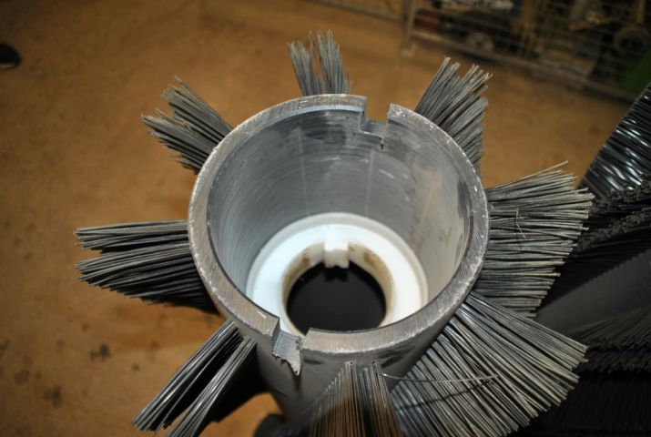 417179-2 Breast rollers to Lincoln sweeper