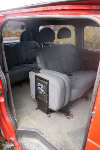 392956-12 Hyundai H-1 2,4 9-sits -1998 (112hk, 16715mil)