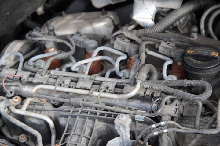 423989-28 VW Caddy 1.6 TDI Maxi skåp DSG Automat (102hk, 17435mil) (rep.objekt)