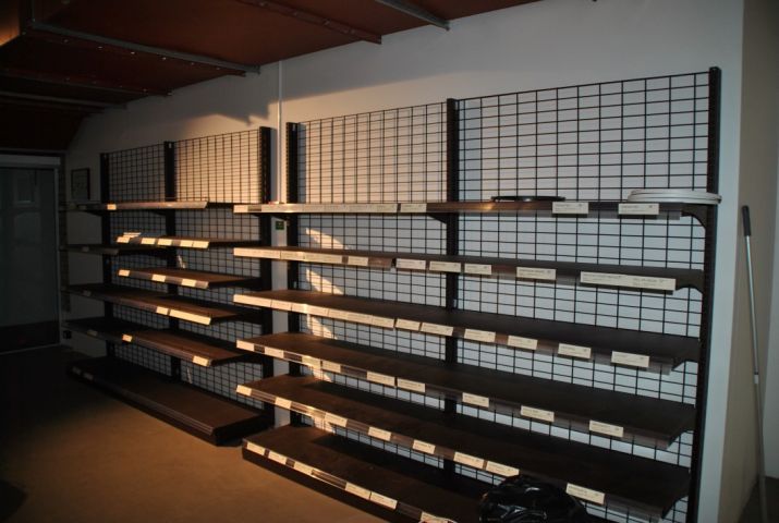 349313-14 Komplett stor butiksinredning för livsmedel