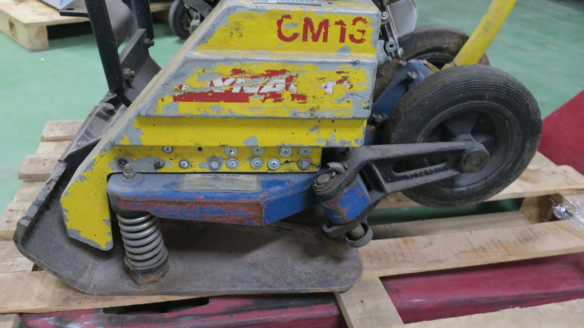 417227-6 Dynapac CM13