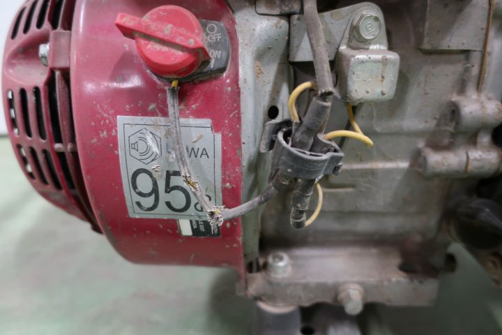 421407-9 Petrol generator Mecc Alte S16W-90/B (Not working)