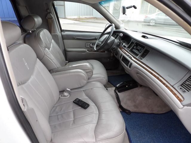 413310-20 Lincoln Town Car 4.6 Limousine -97 (Polski-reg)