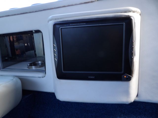 413310-30 Lincoln Town Car 4.6 Limousine -97 (Polski-reg)