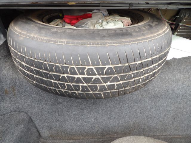 413310-36 Lincoln Town Car 4.6 Limousine -97 (Polski-reg)